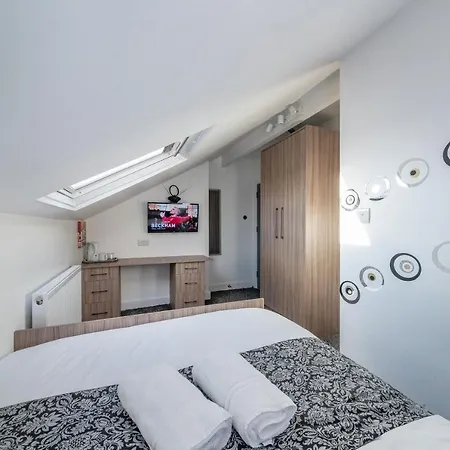 *ra12s* For Your Relaxed & Cosy + Free Parking + Free Fast Wifi *