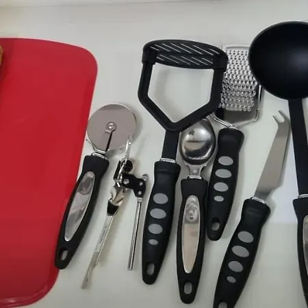 民宿 *ra12s* For Your Relaxed & Cosy + Free Parking + Free Fast Wifi * 利兹