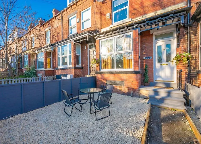 *ra12s* For Your Relaxed & Cosy + Free Parking + Free Fast Wifi * * Leeds (West Yorkshire)